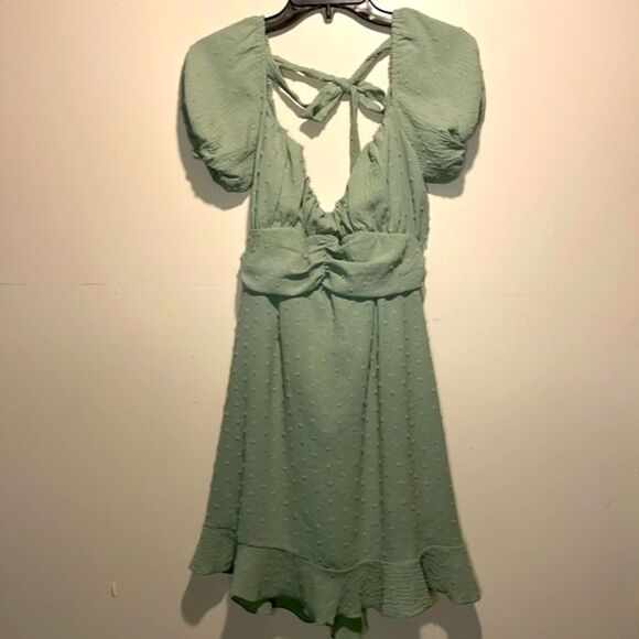 Lucy In The Sky- Sage Green Puff Sleeve Swiss Polka Dot Back Cutout Mini Dress L - Picture 1 of 10